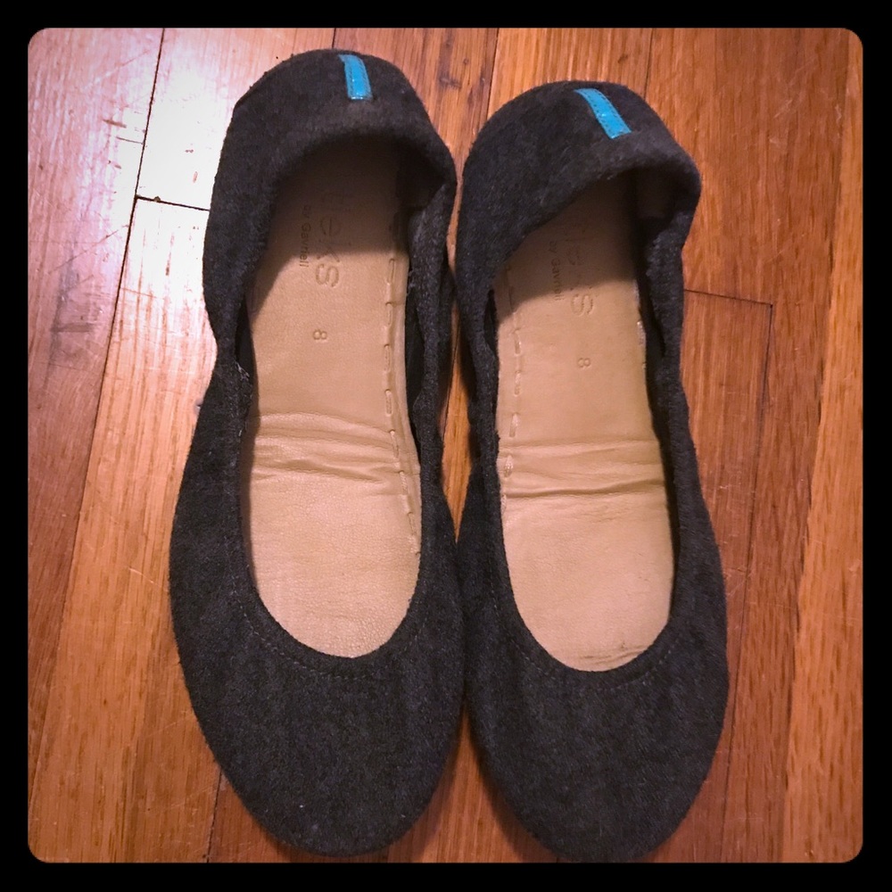 Size 8 Tieks